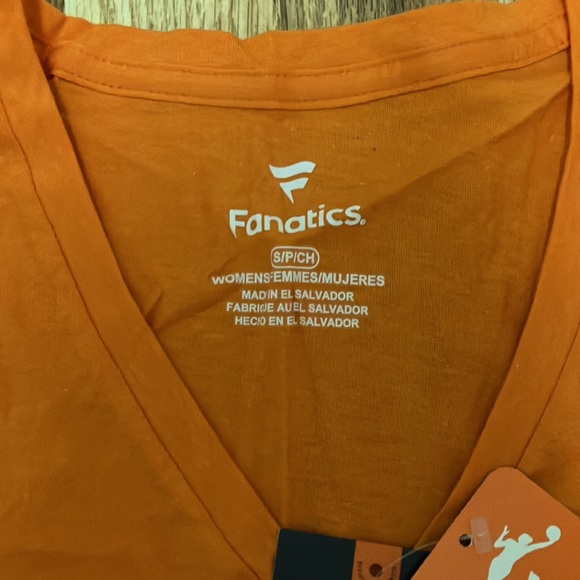 Women’s WNBA Tees - Picture 4 of 9